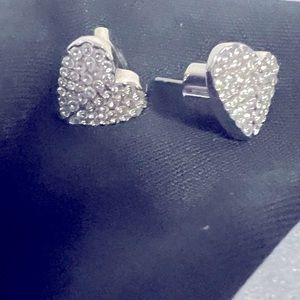 Ladies solid diamond hearts